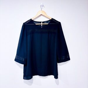 MC2 Black flowing top